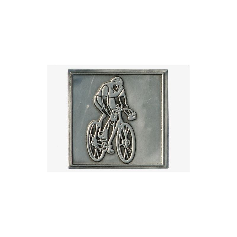 Tinmærke 'Cykelrytter', kvadratisk, metal, sølv