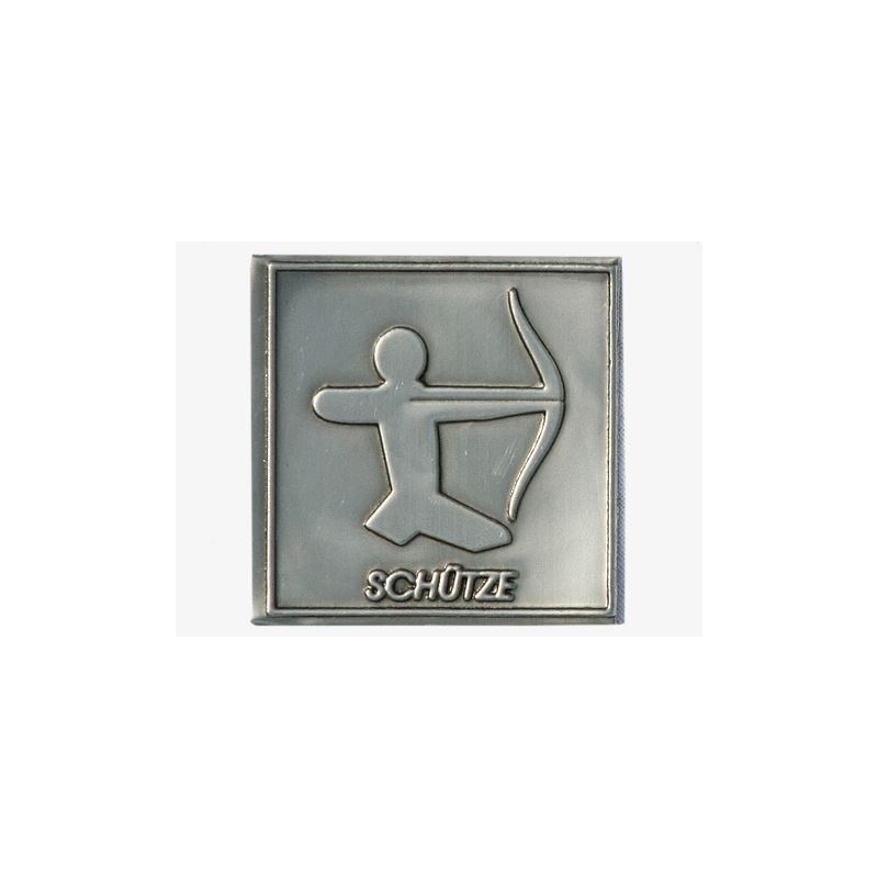 Tinlabel 'Skytte', kvadratisk, metal, sølv