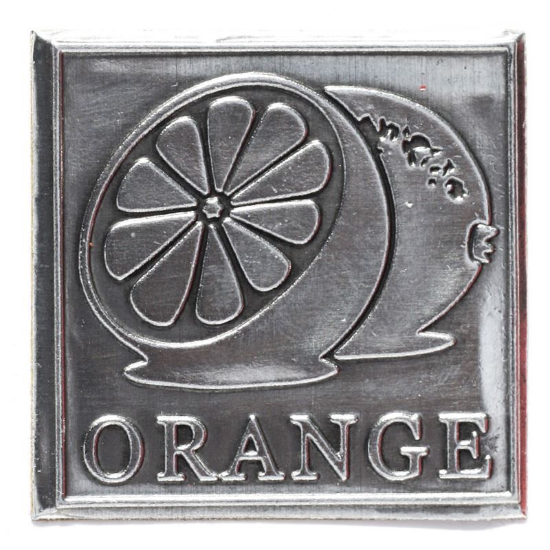 Tinlabel 'Orange', kvadratisk, metal, sølv Tinlabel 'Orange', kvadratisk, metal, sølv