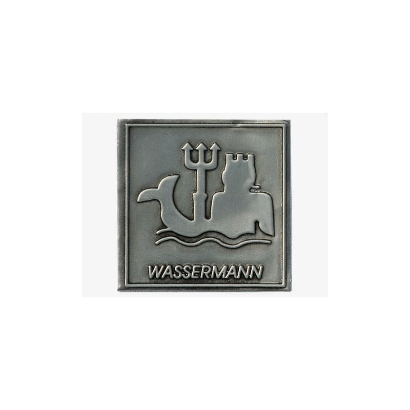 Tinlabel »Wassermann«, kvadratisk, metal, sølv